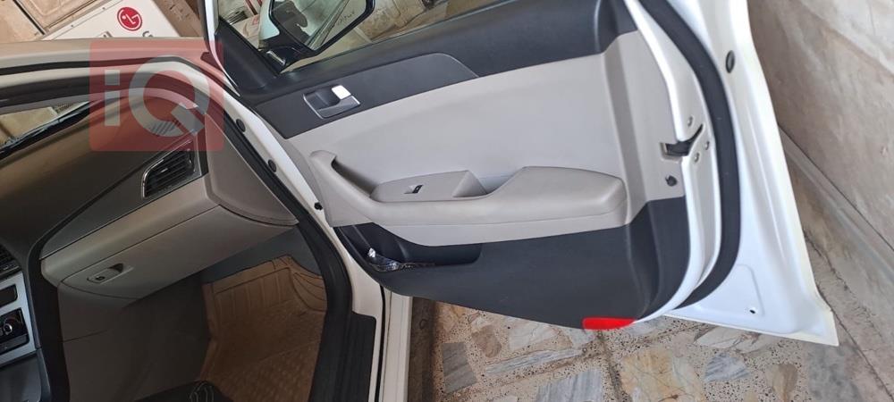 هیوندای سۆناتا
